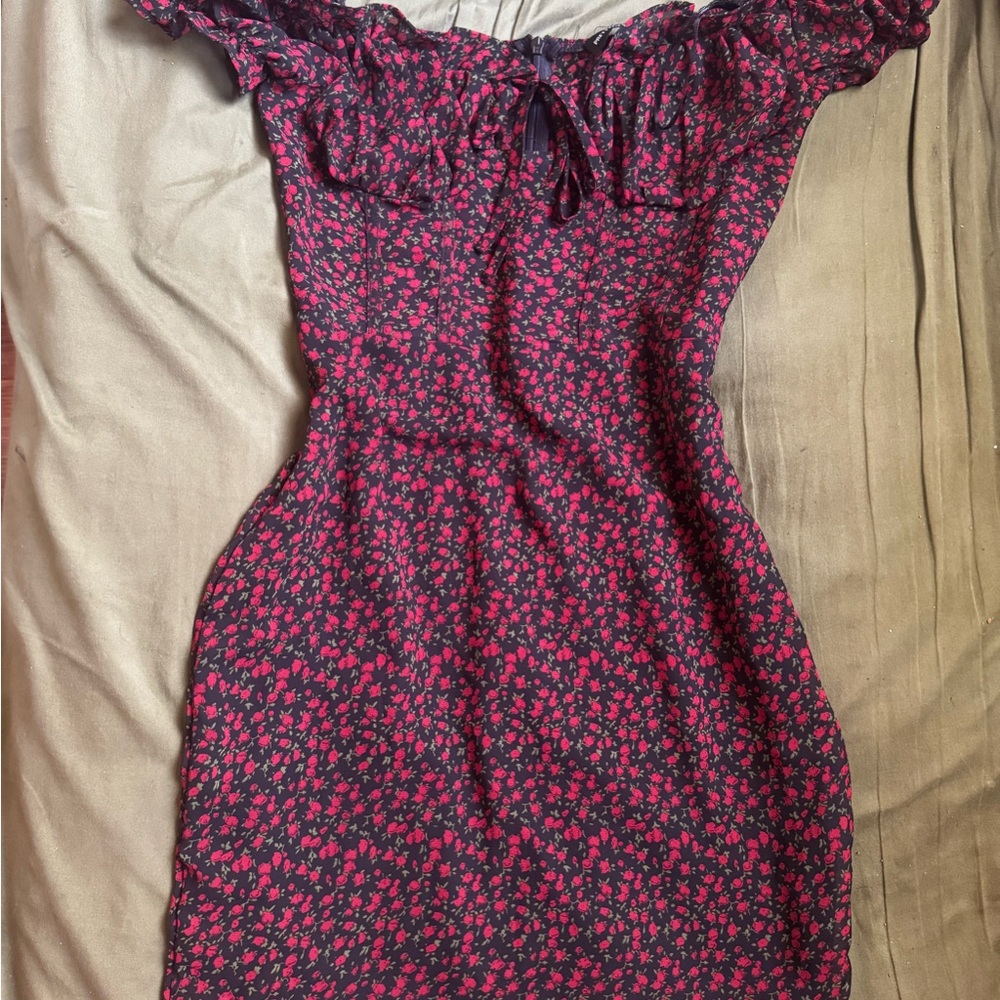 Floral Off-Shoulder Dress - Black and red